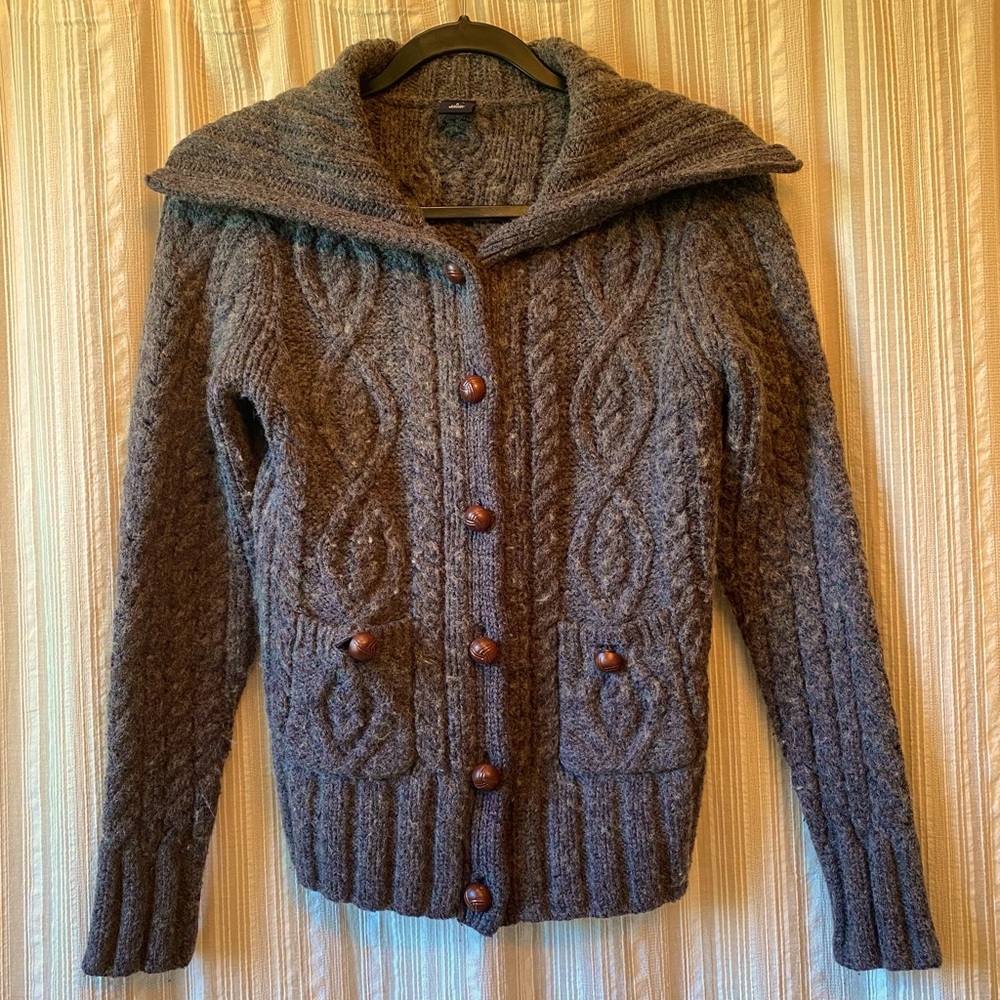 Vintage Cable-Knit Button-Up Sweater with Shawl Collar